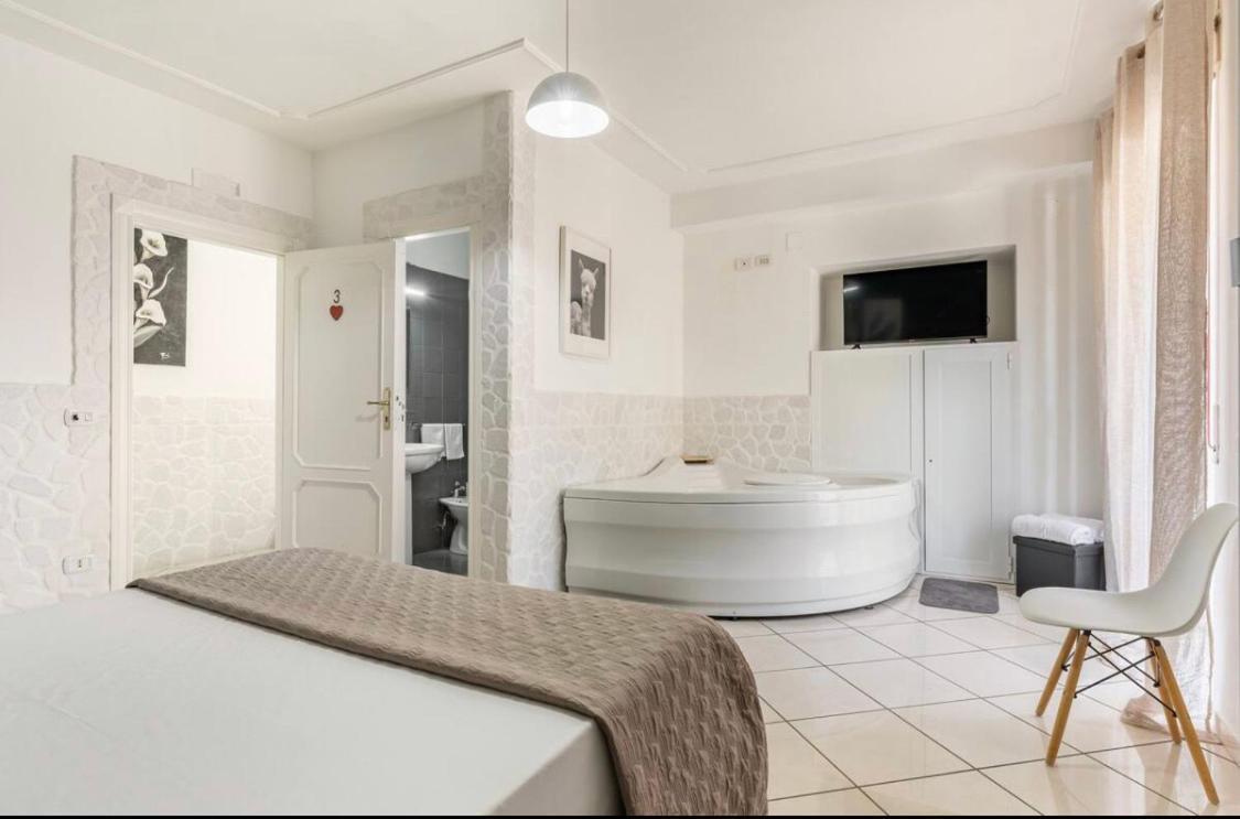 B&B Civico 8 Pompei Bagian luar foto