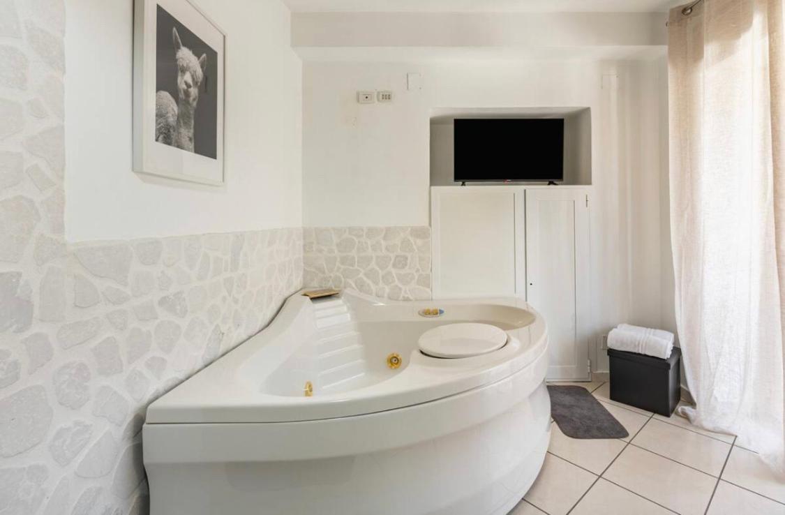 B&B Civico 8 Pompei Bagian luar foto